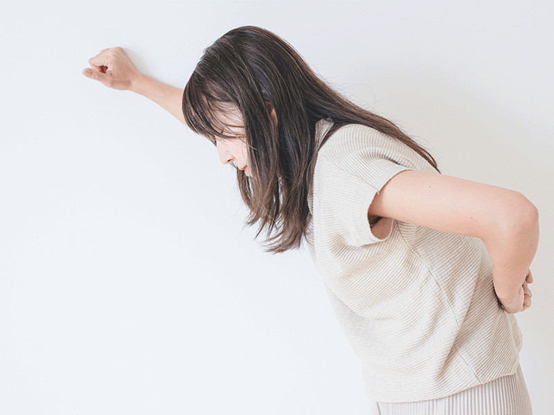 背中や腰が痛い