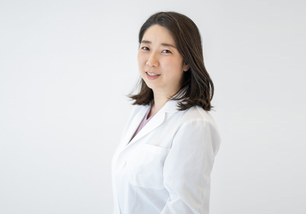 Dr.KOYANAGI